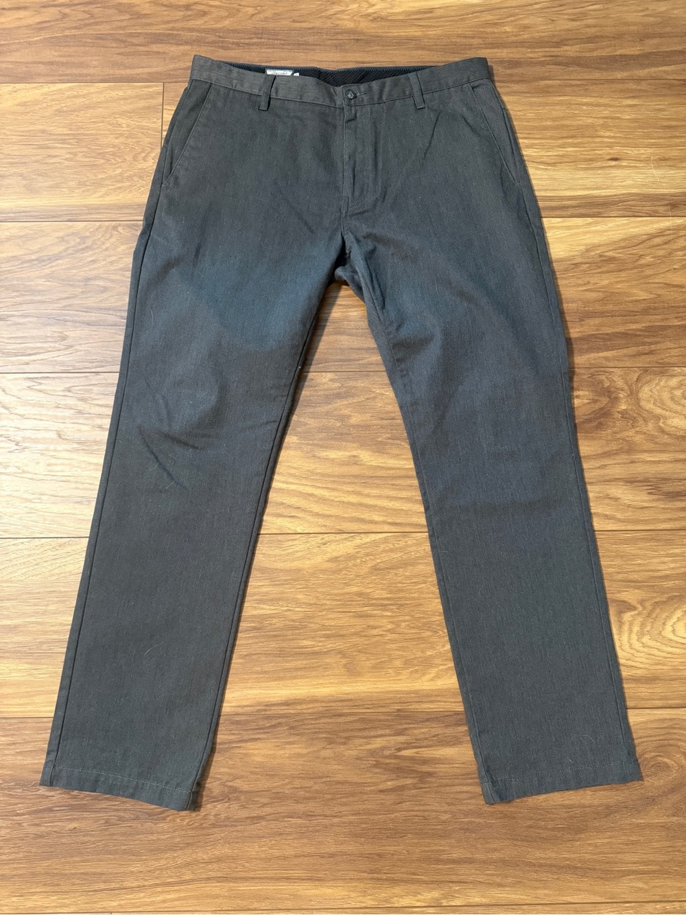 Volcom VMONTY Chino Pants Men’s 36x32 Charcoal Heather A11313S1 Modern Fit Skate